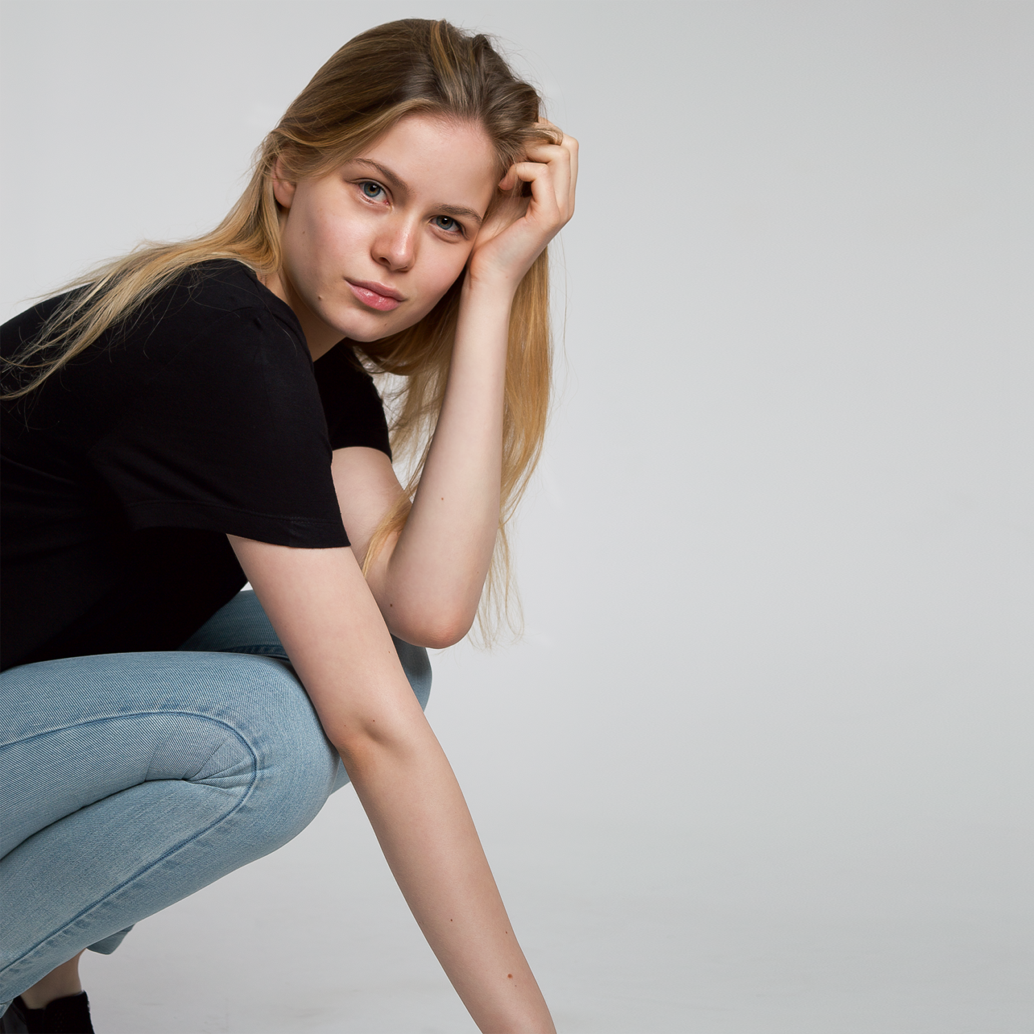 Honest_Basics_Women_Oversize_TShirt_schwarz_04
