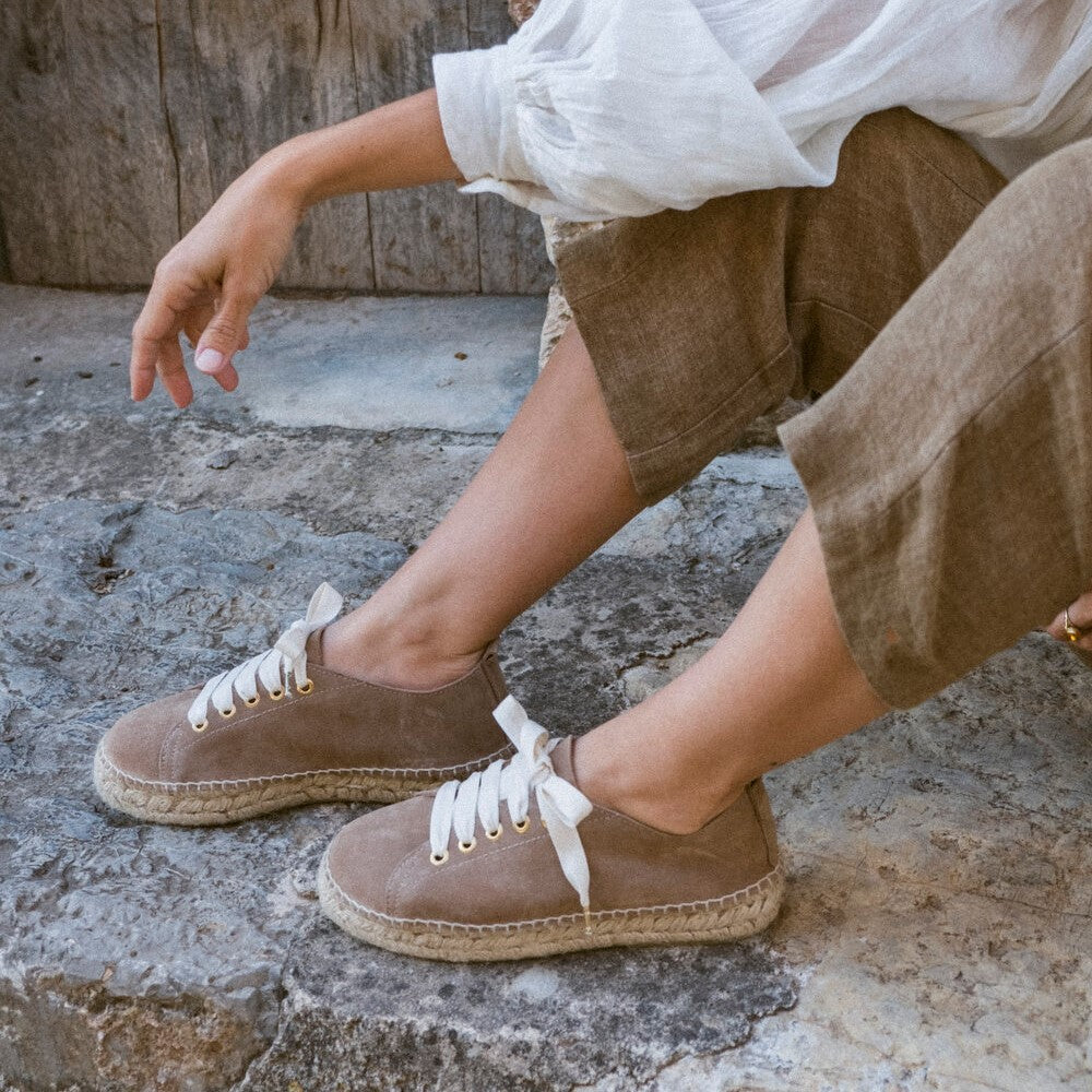 Jutelaune_sneakers_taupe_1