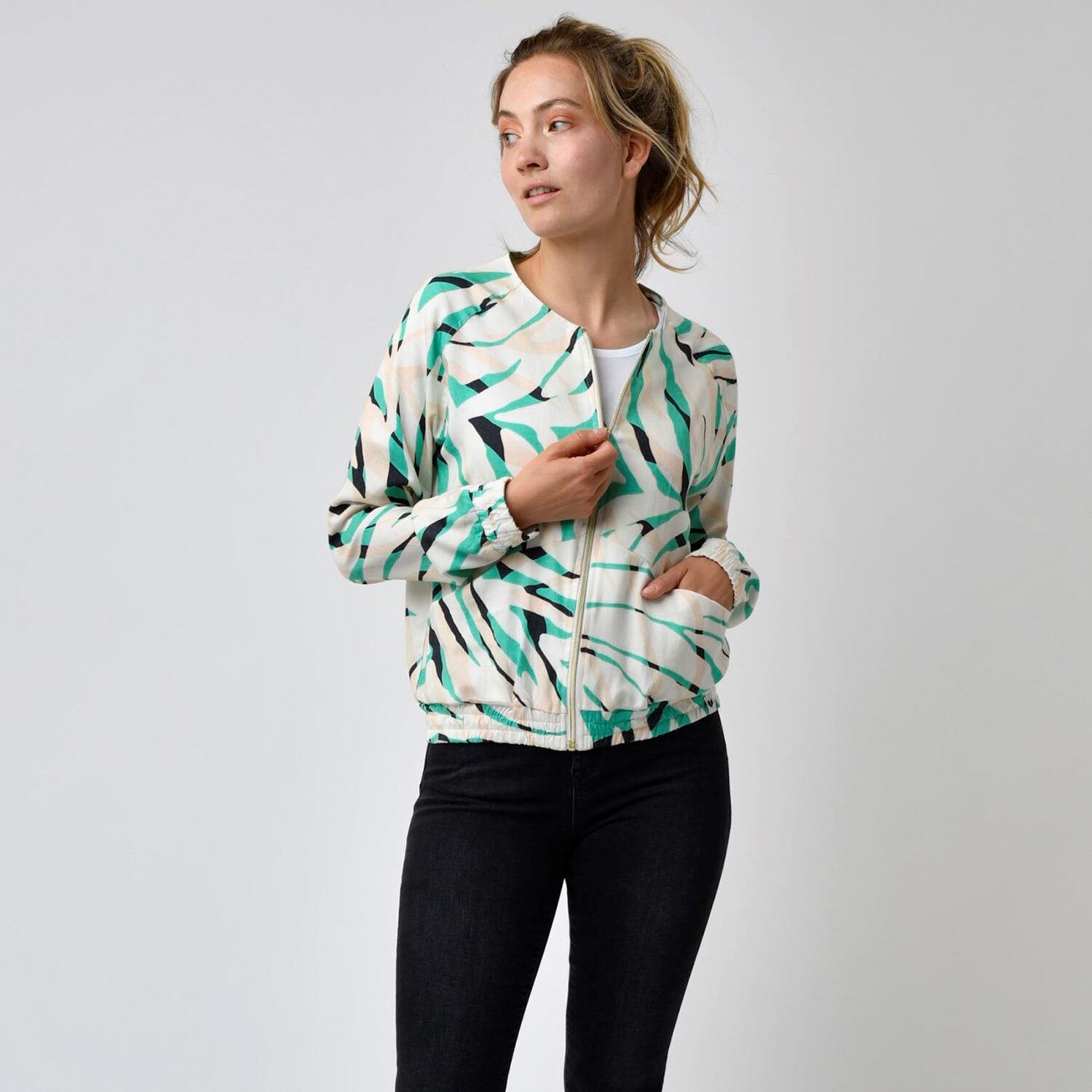Lovjoi_Blouson_BOCA_Wildjungle_02
