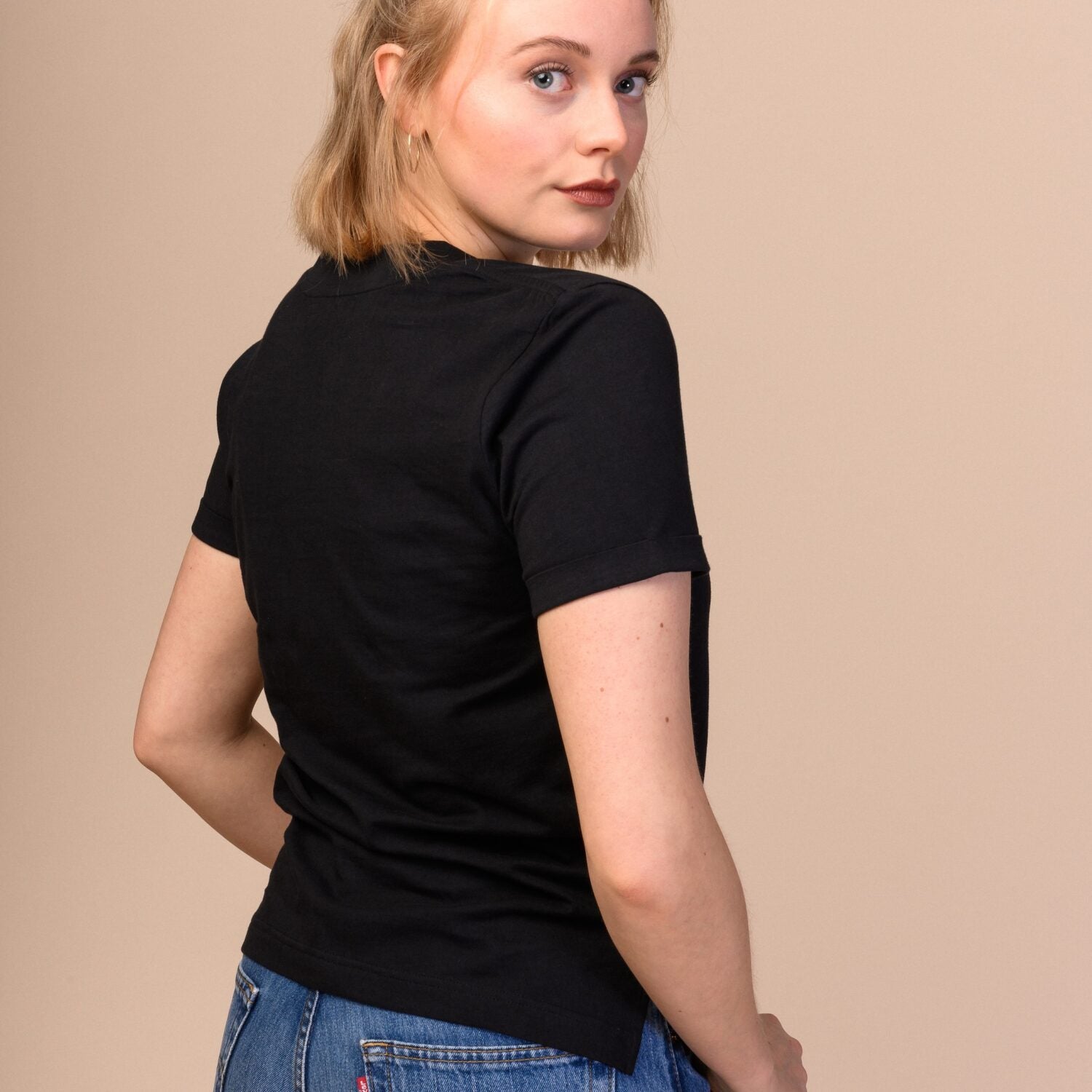 Melawear Pria schwarz (3)