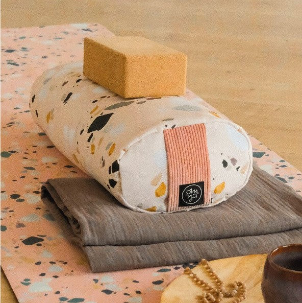 OM YA Yogabolster "Rosé Terrazzo"