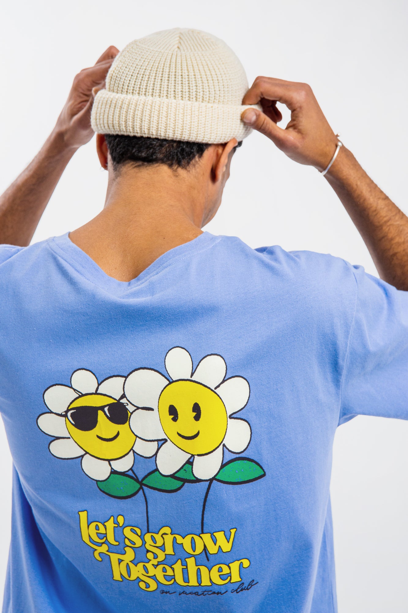On Vacation Unisex T-Shirt "Let's Grow Together" - Sand