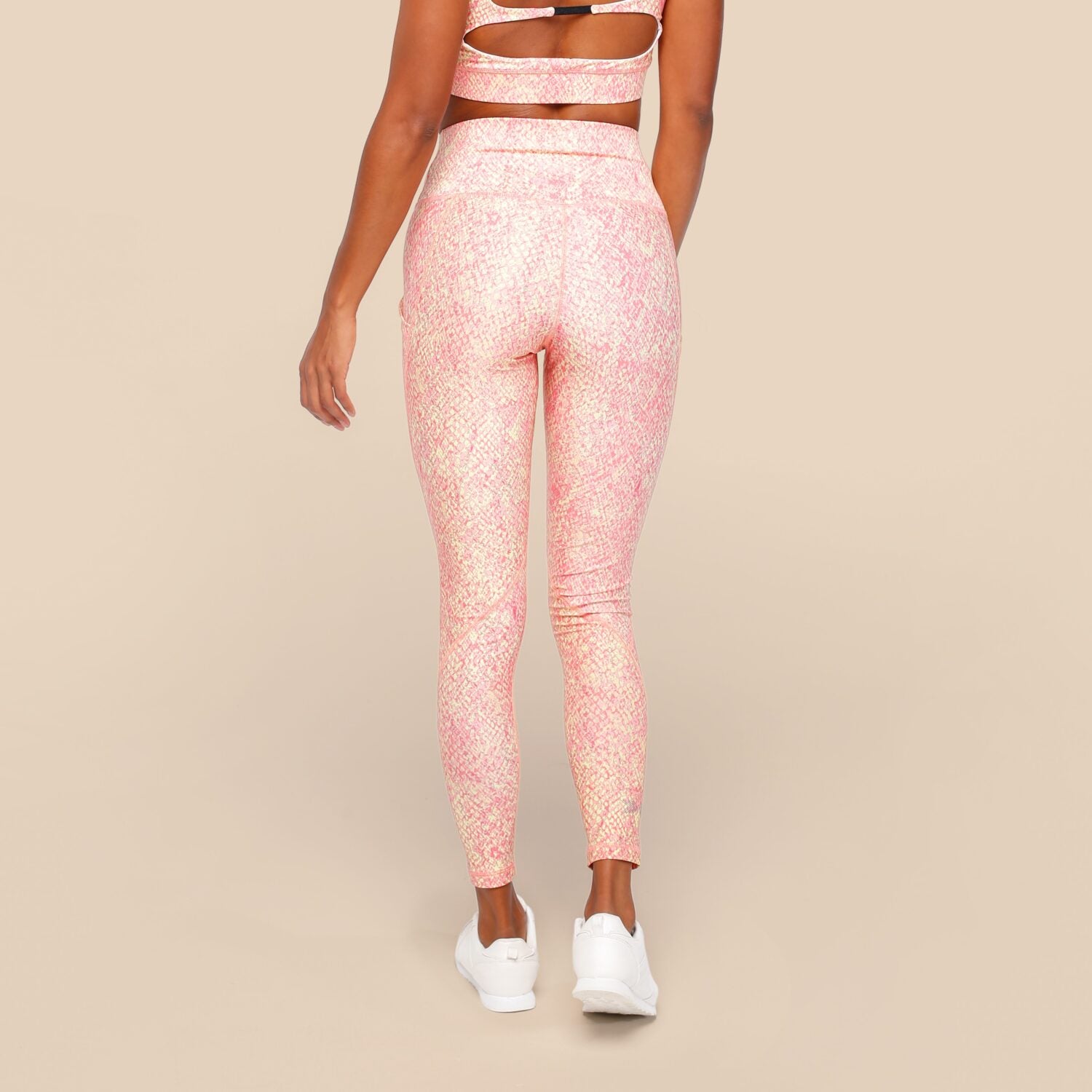SwedishFall_New_Movement_Tights_Peachy_Snake_3