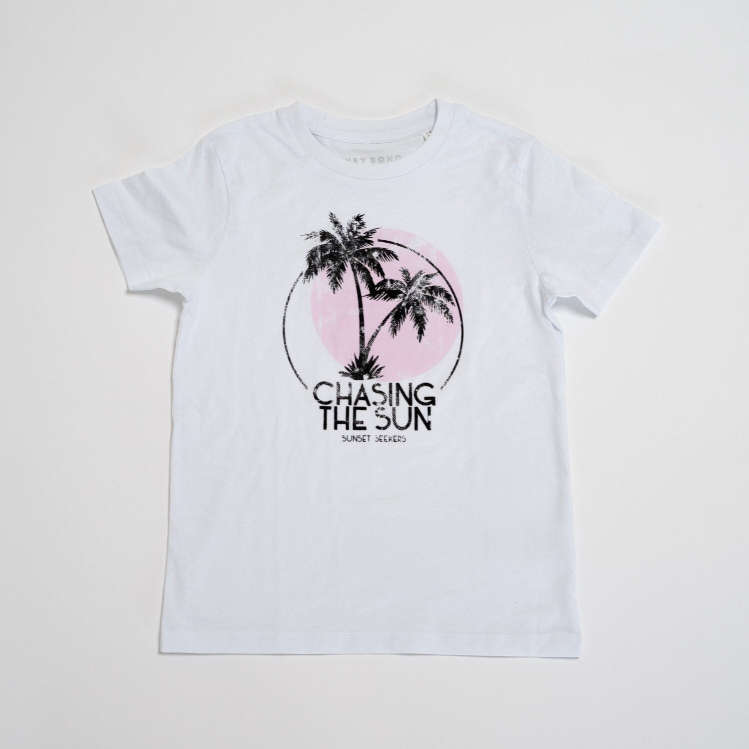 hey soho Kids T-Shirt "Chasing the sun"