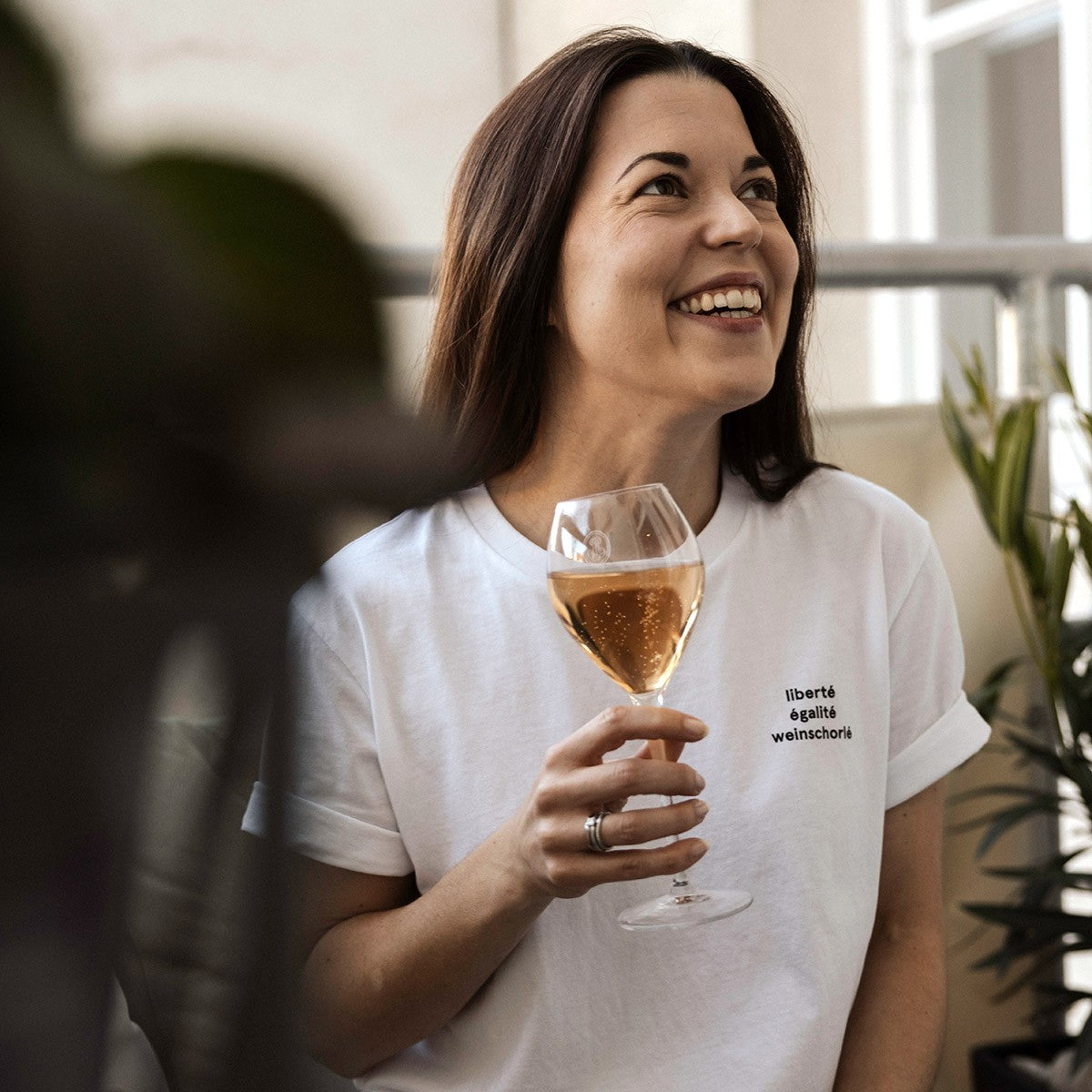 Selekkt Unisex T-Shirt "liberté égalité weinschorlé" - weiß