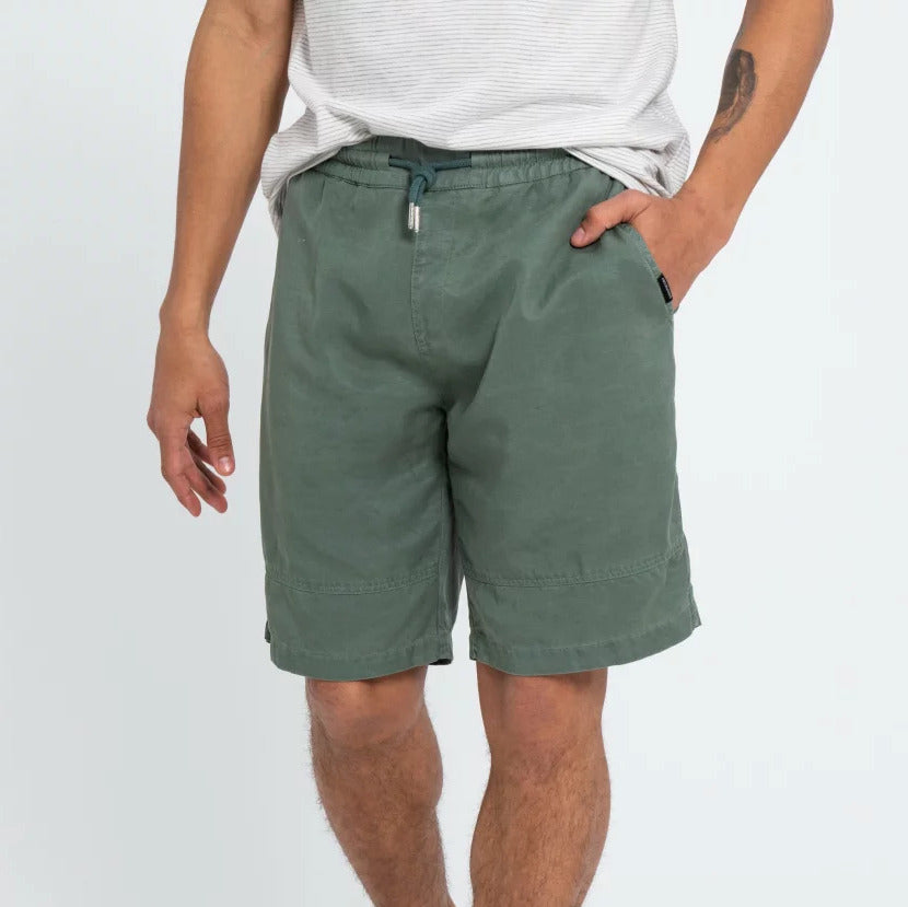 recolution-herren-shorts-light-green_4