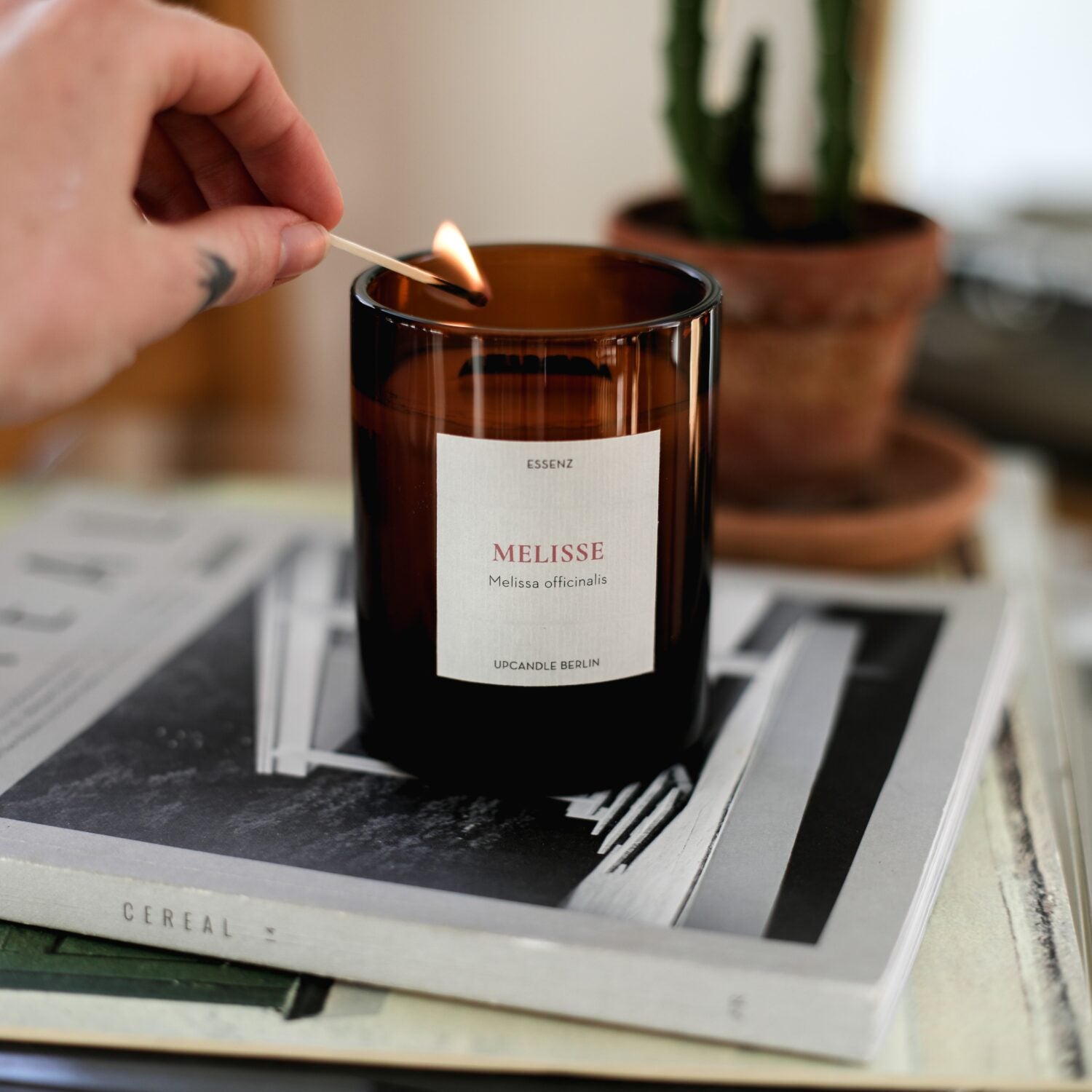 UpCandle Duftkerze "Melisse" 250 g